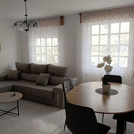 Casa Mugardos דירה *
